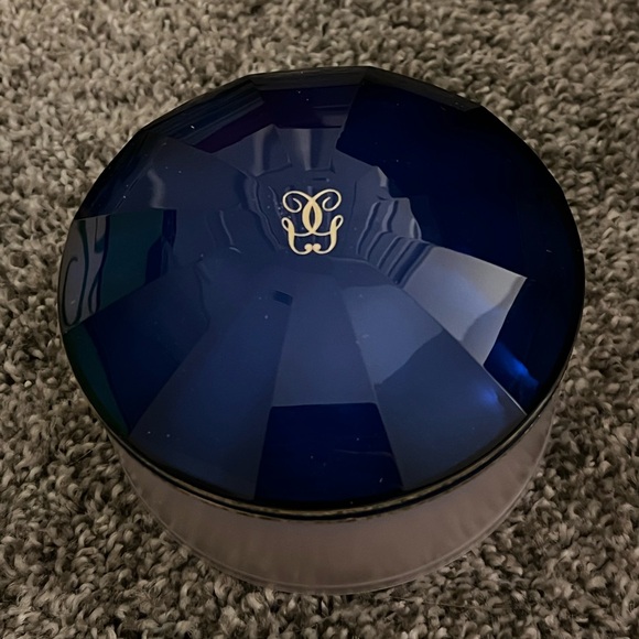 Guerlain Shalimar perfume Dusting Powder - Picture 4 of 4
